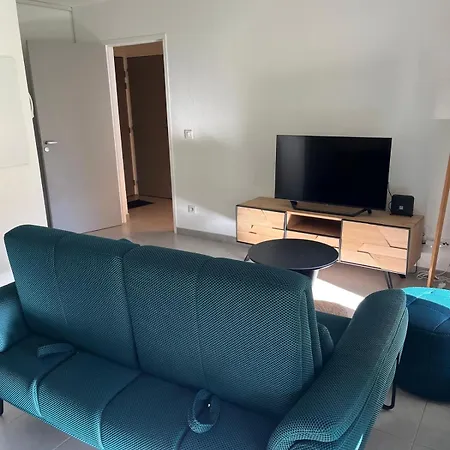 T3 Climatisé Avec Place De Parking Privé Appartement *