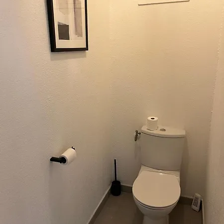T3 Climatisé Avec Place De Parking Privé Appartement *